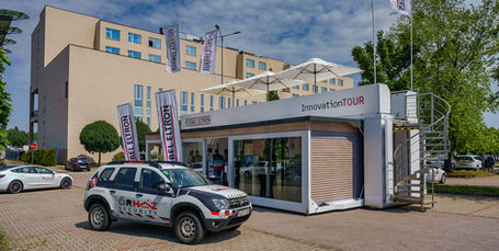 Stiebel Eltron Innovation Tour 2022 őrzése.