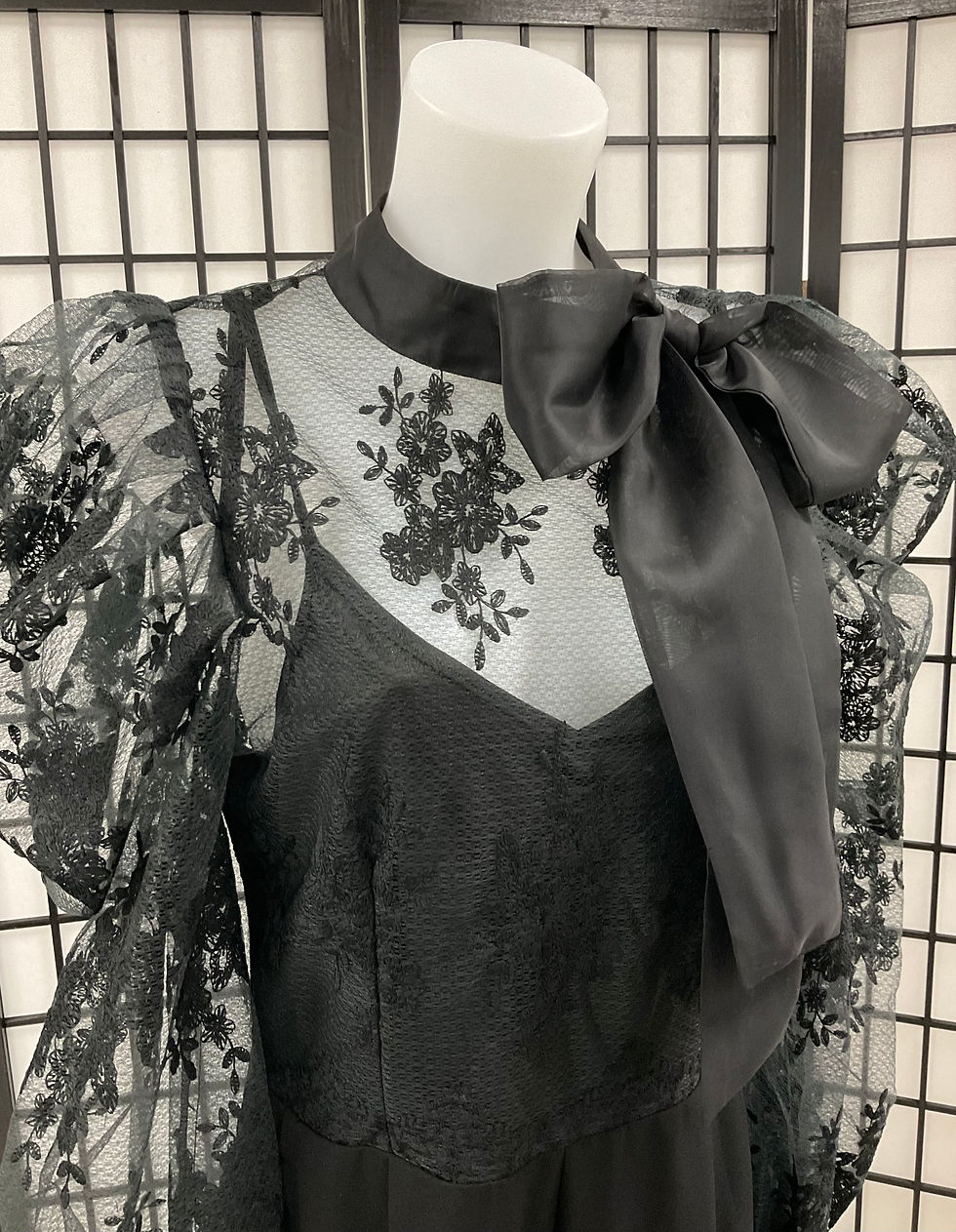 Thumbnail: Lace Tie Bow Puff Sleeve Jumpsuit
