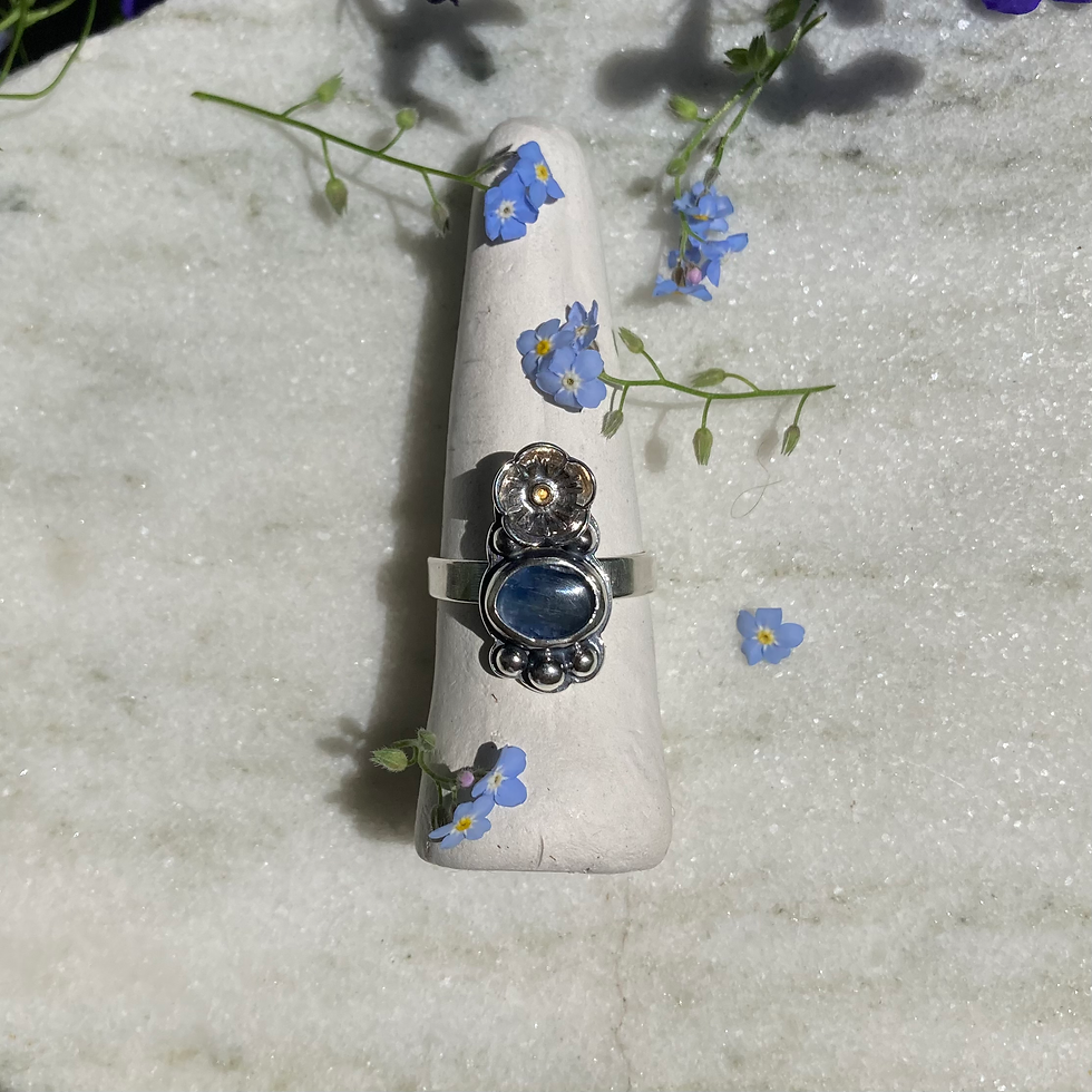 Thumbnail: Forget-Me-Not and Kyanite Ring, size 10