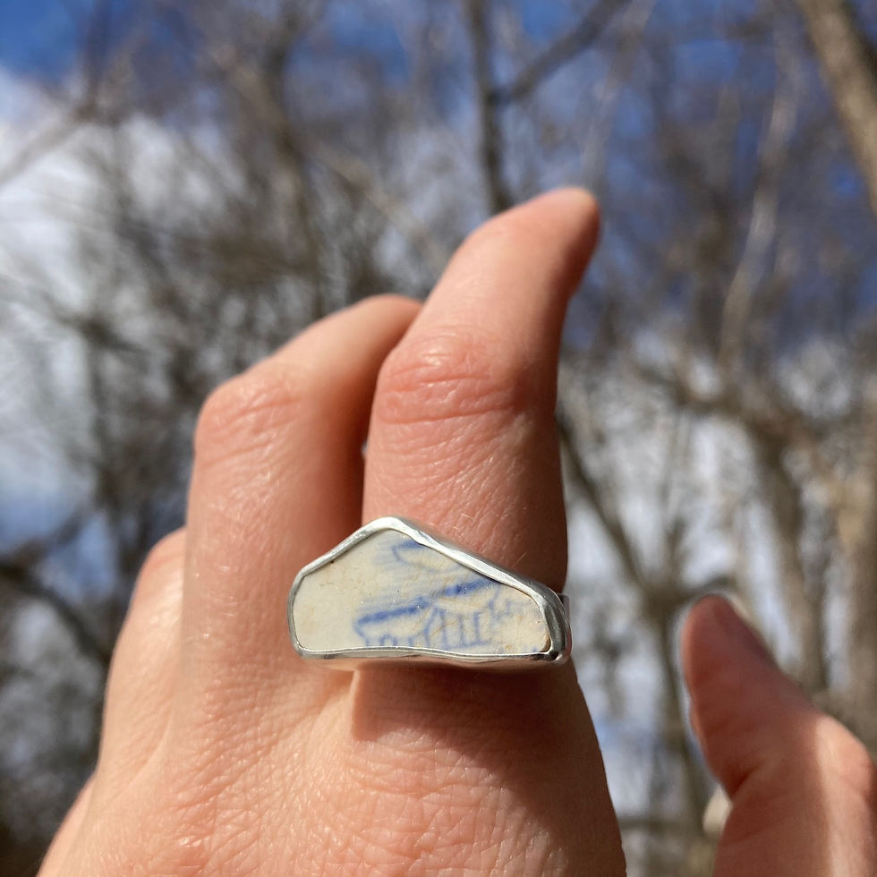 Thumbnail: Freeform Sea Pottery Ring, Size 8