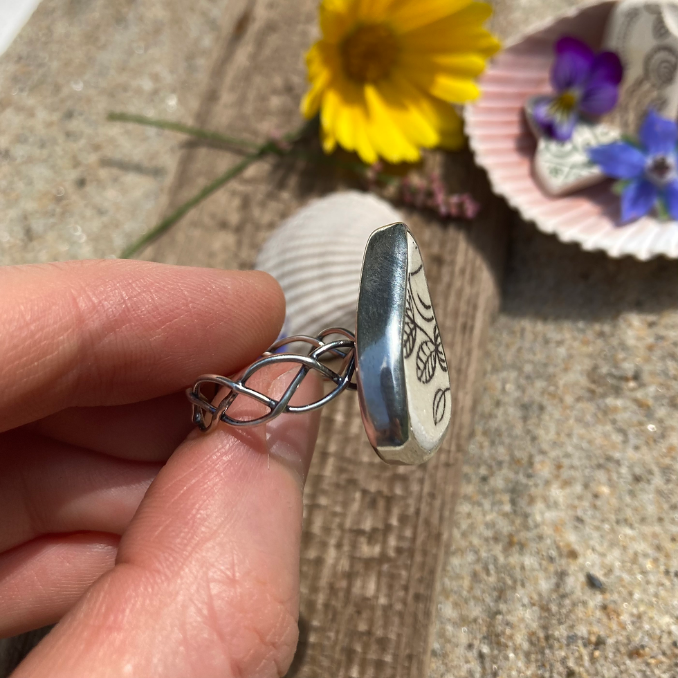 Thumbnail: Sea Pottery Ring, Size 8