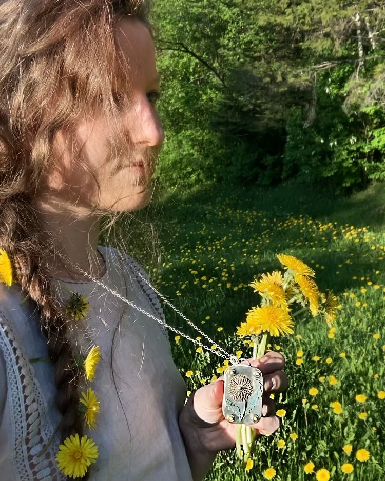 Thumbnail: Flower Press Chain