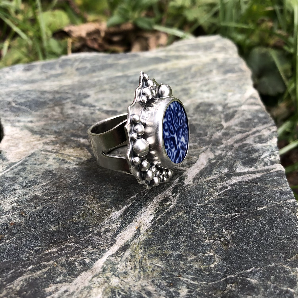 Thumbnail: Aspen Leaf Seafoam Ring with Sea Pottery, size 6.5