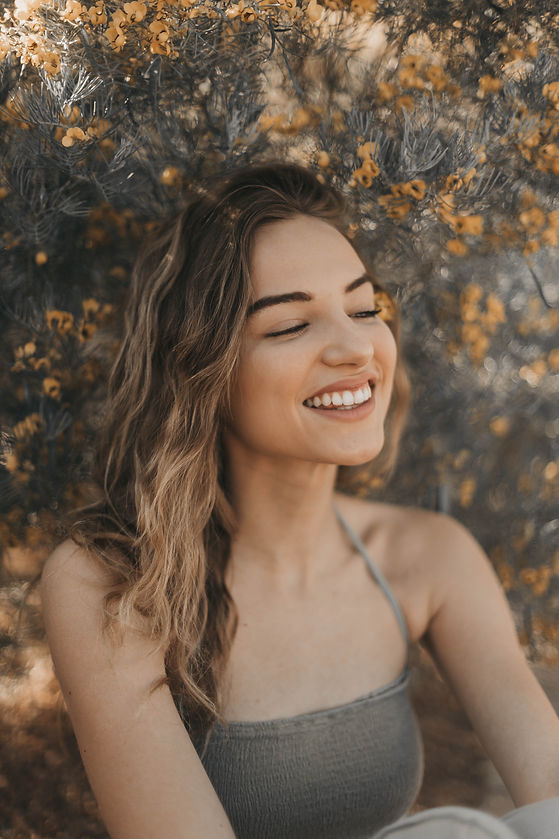 analise-benevides-p2DfUSIyqWU-unsplash.j