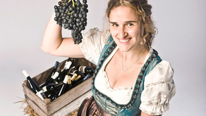 Most juice extracted from grapes by treading in three minutes (individual)