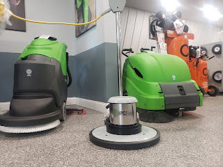 IPC Eagle floor buffer scrubbers for commercial cleaning
