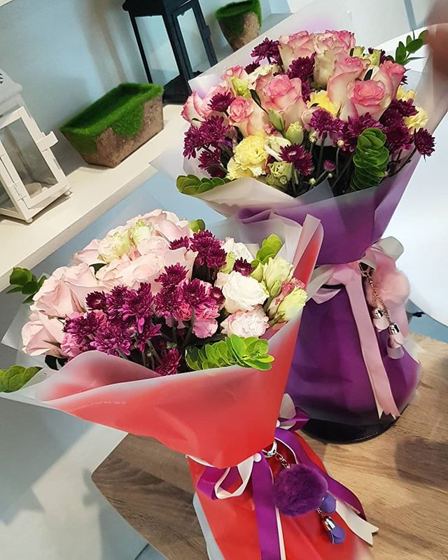 Thumbnail: Cheerful Bouquet