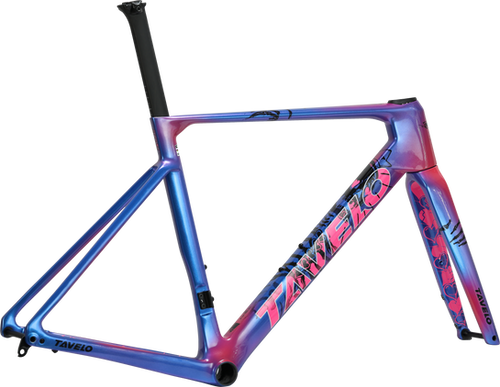 Tavelo Arow Race A.M.O.R | The new backroad