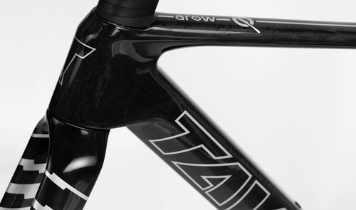 Tavelo Arow Race Watt Black/Silver | The new backroad