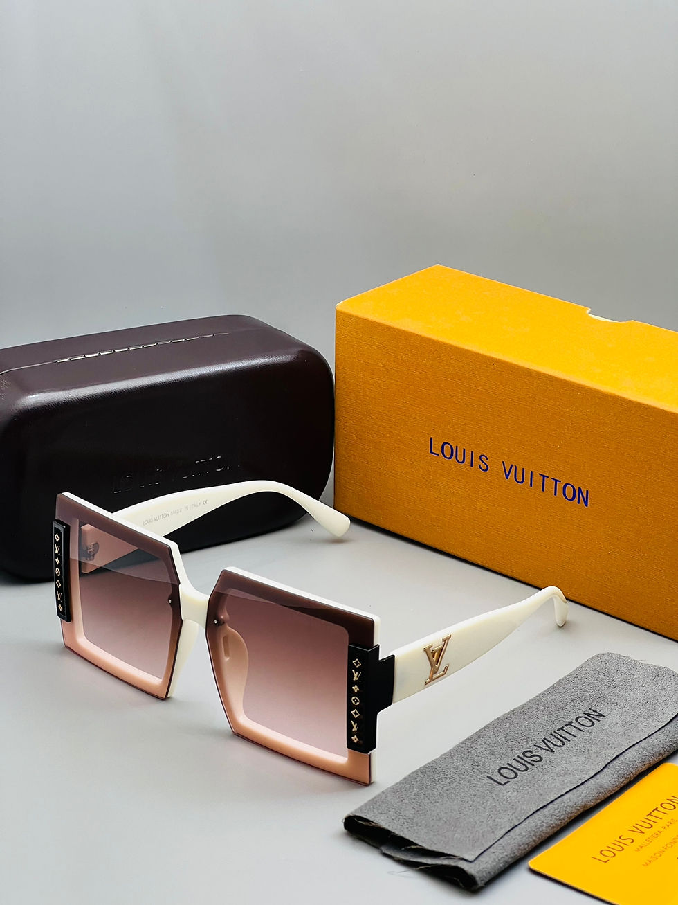 Thumbnail: LOUIS VUITTION LUXURYEST AND DESIGNER GLASSES