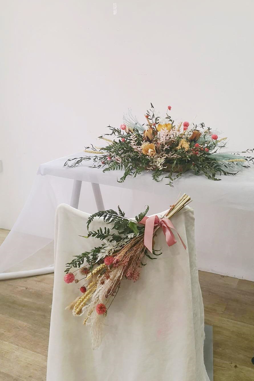 Solemnisation Table & Chair - Photos ta