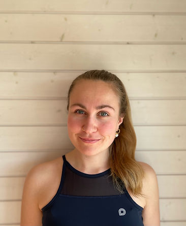 Jana Portrait.jpeg
