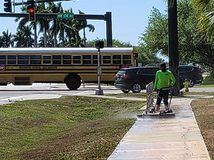 Power Washing the City of Pembroke Pines