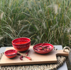 Purewood serveerplank 35cm met 3 bowls SOLO 14cmdiep, 12cmlaag, 7cm