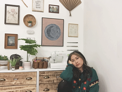 Gif- Moon lit.gif