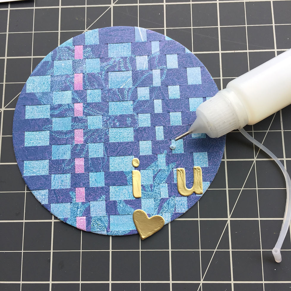 Capturing the circle from the woven panel while the sentiment is being added