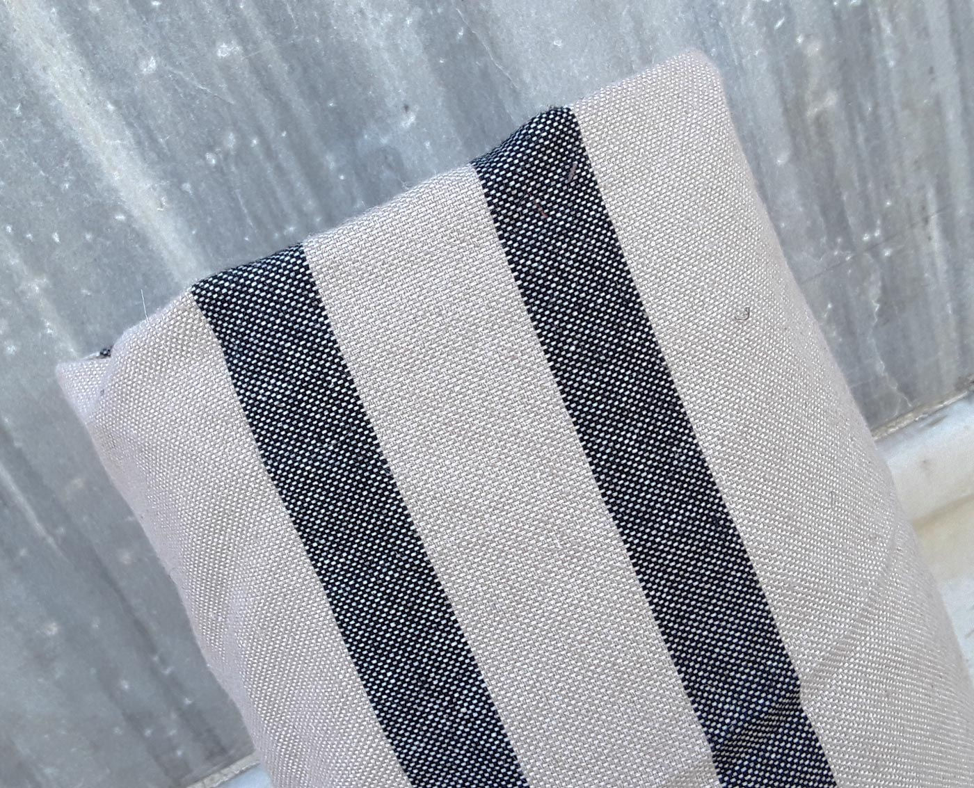 Καραβόπανο Ρίγα Μπεζ - Μαύρη Διπλή