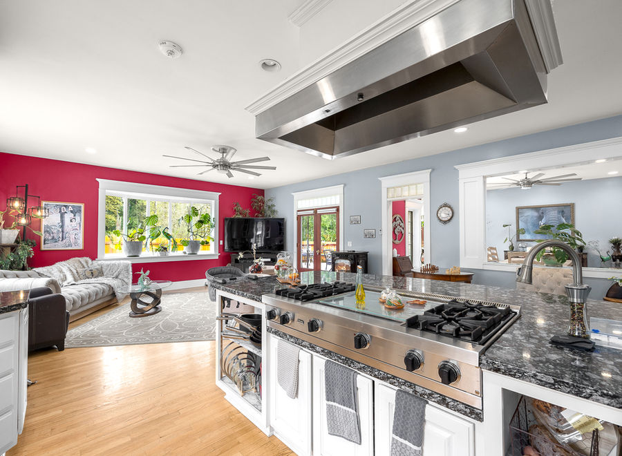 Great space for meal prep
