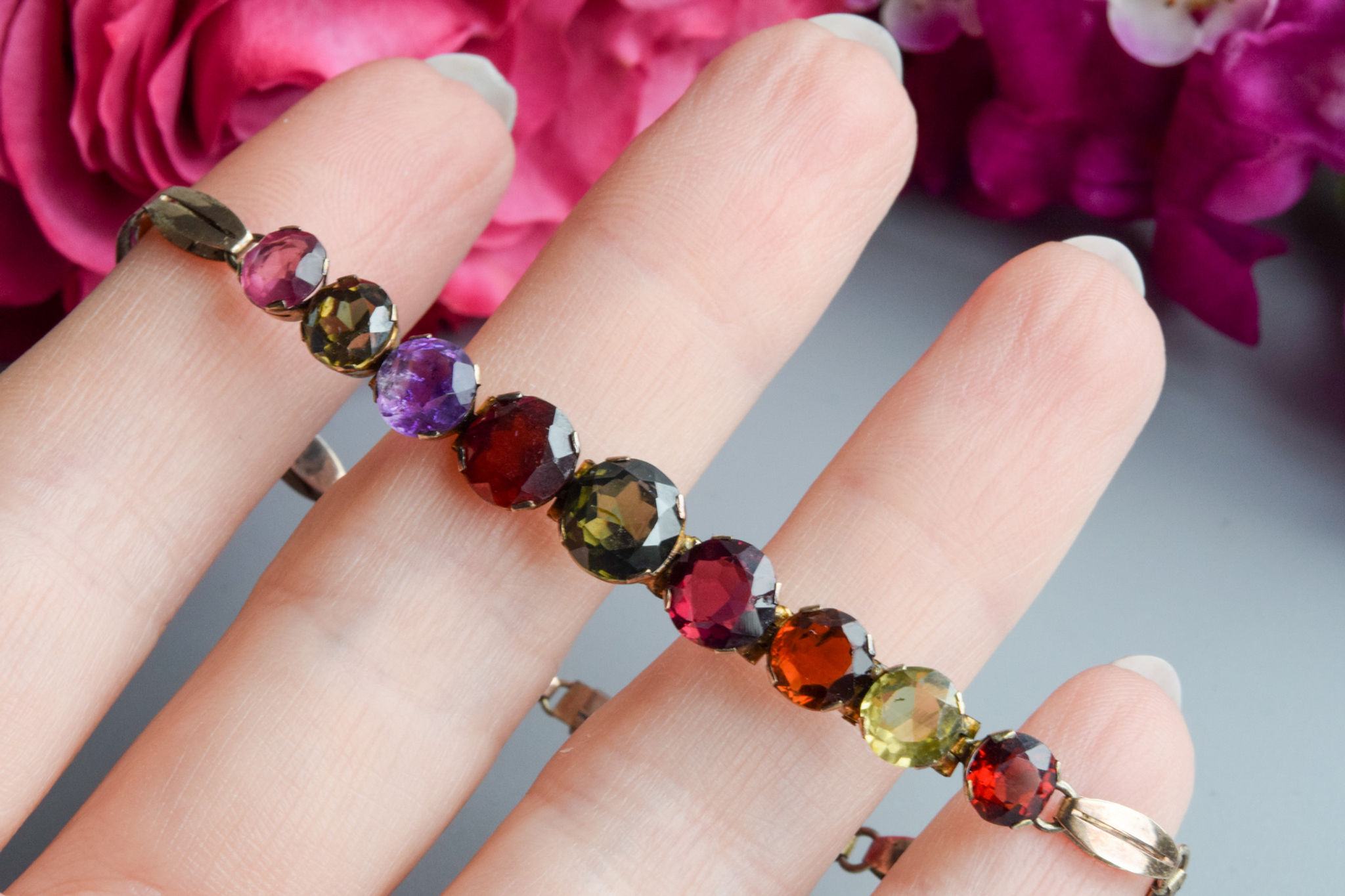 Antique Victorian harlequin gemstone bracelet 9 carat gold