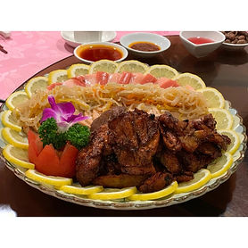 K25_Top Quality_Castello di Tassarolo TITOUAN, Gavi DOCG (1)_edited_edited.jpg