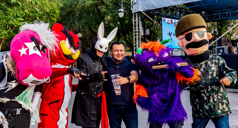 La Tropa del Sargento Yiyipon Oktober Fest 2024