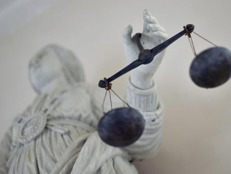 «Ils m’ont humiliée»: Une cheffe d’entreprise, emprisonnée pour suspicion d’adultère en Tunisie