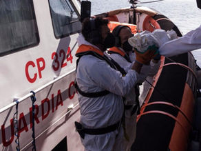 Drame en Méditerranée: Un bébé de 6 mois retrouvé mort dans un canot de migrants
