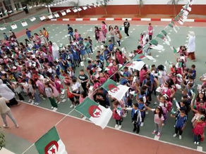 وزارة التربية الجزائرية ترفع رسمياً الحجم الساعي لتدريس اللغة الإنجليزية