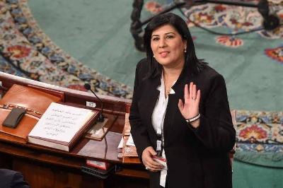 Tunisie : arrestation controversée de la dirigeante d'opposition Abir Moussi