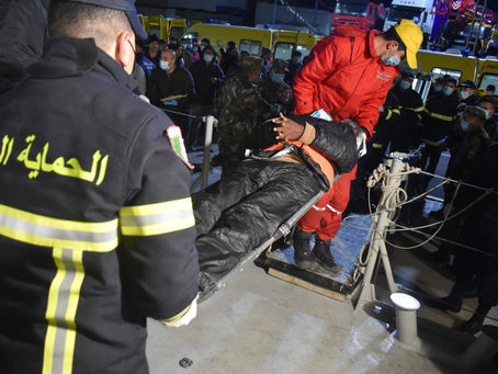 الجيش الجزائري يعلن عن إنقاذ 16 مهاجراً صومالياً بسواحله