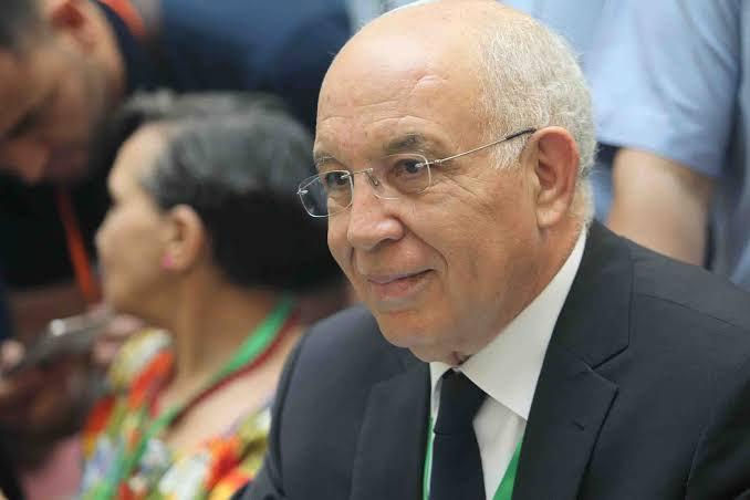 الحريات في الجزائر تحت مجهر النقد : دبلوماسي سابق يحذّر من “انحراف مبرمج”