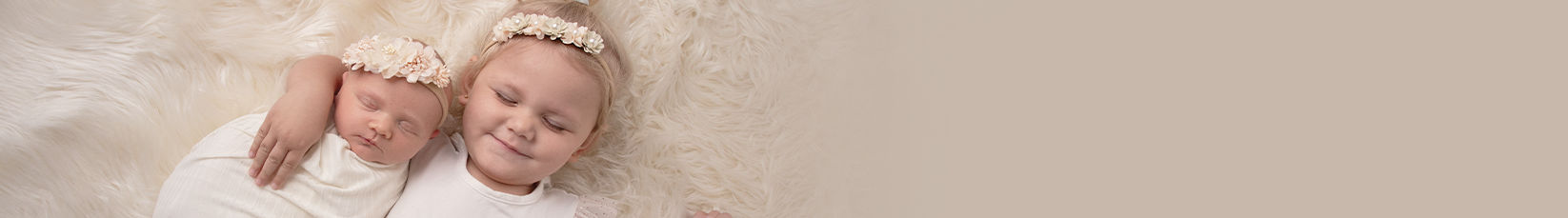 luxury newborn photography