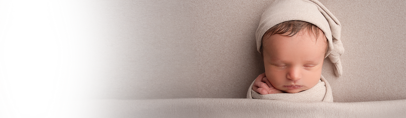 Newborn Photographer