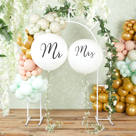 mr and mrs balloon for wedding