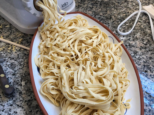 Pasta with Alfredo sauce