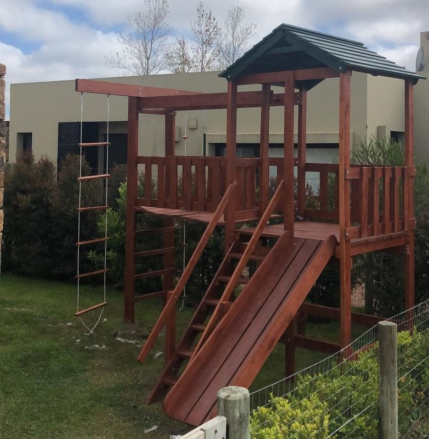 Torre con puente, pasamano