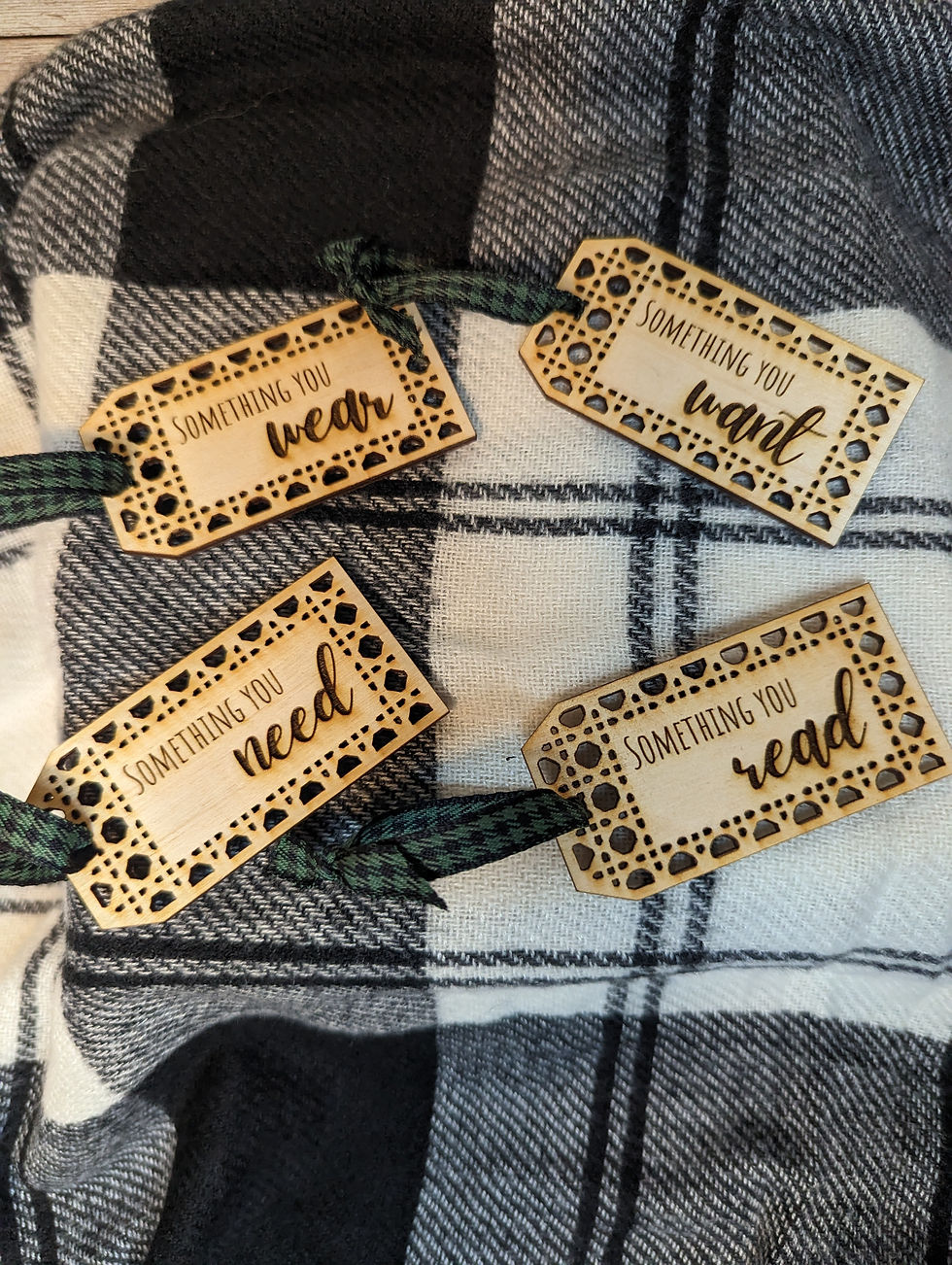 Thumbnail: Gift tag labels