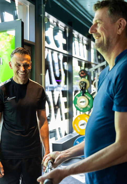 Joep van den Berg en klant tijdens personal training sessie Healthy Lion