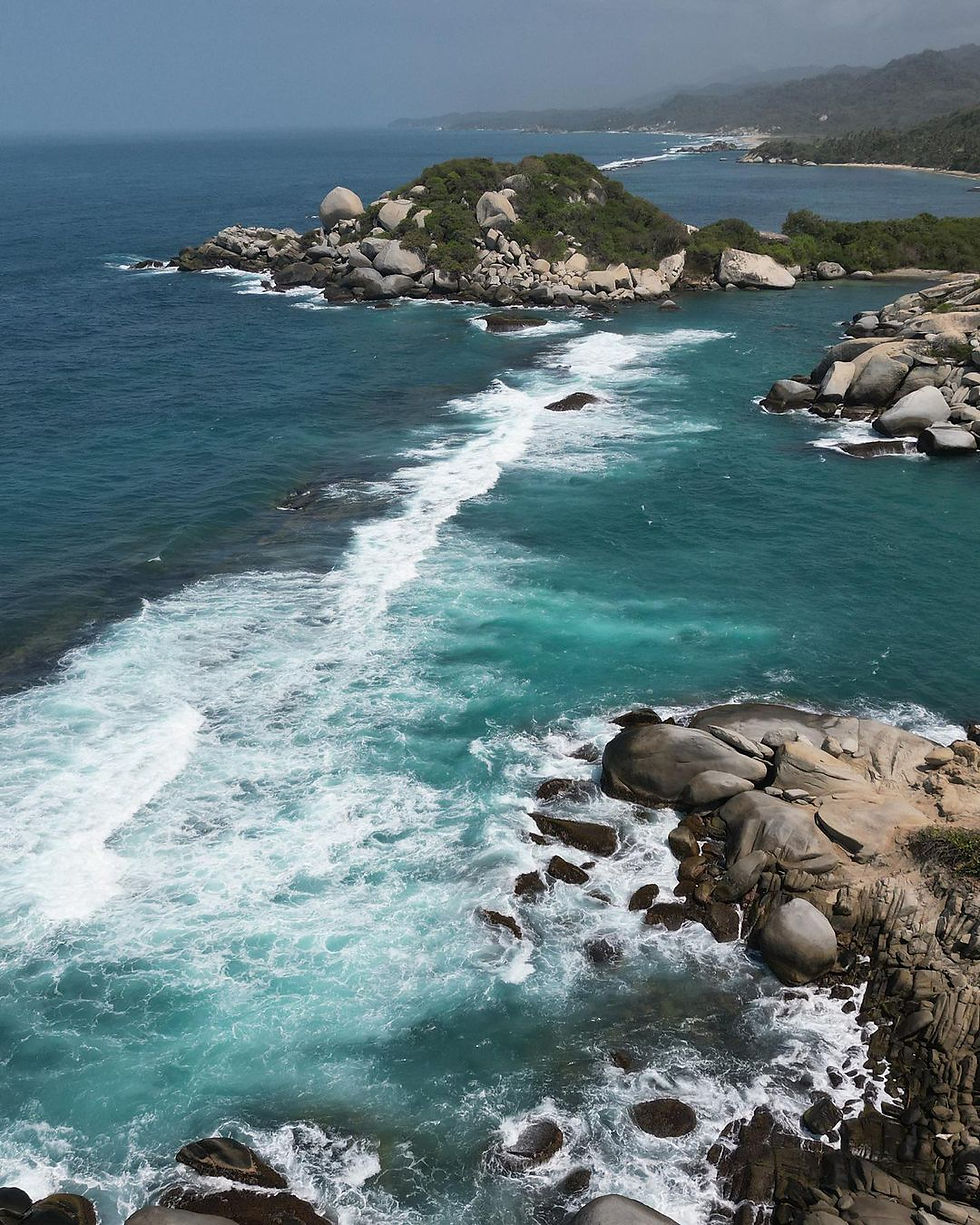 Miniatura: Tour Cabo sanjuan del Guía caminando regreso en lancha 80%del parque nacional Ta