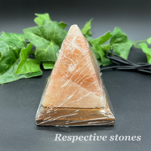 ヒマラヤ岩塩☆ソルトランプ＜ピラミッド＞(ミニサイズ・USB)【カラー