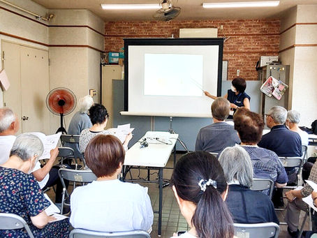 6月30日 志賀管理栄養士が大沢地域包括支援センターの介護予防教室で講演を行いました