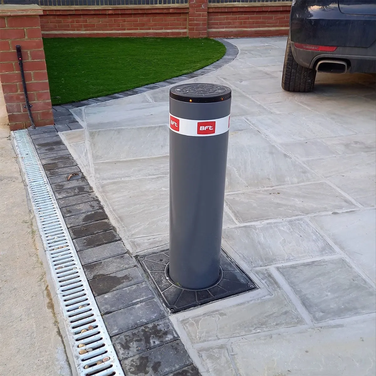 Automated Bollard