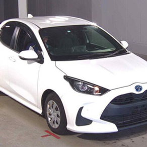 Toyota Yaris Hybrid 2023 – Excellent Condition!✅ Only 45,000 km✅ Hybrid Excellent condition✅ Spotlights✅ Rear-view camera✅ Parking sensors✅ Apple CarPlay & Android Auto,✅ Cruise control