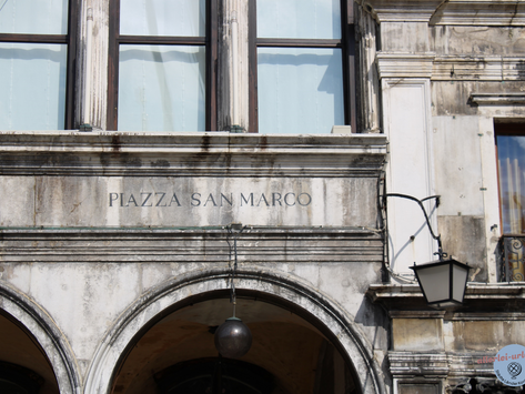 Es hagelt in VENEDIG