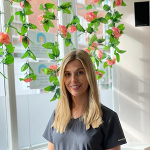 Dr Colette Lightfoot