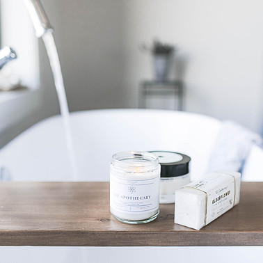 The Homesteader scent is of fresh cotton.