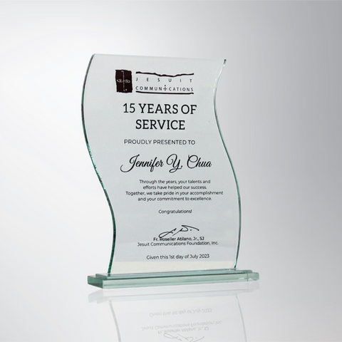 curved-glass-plaque-customizable-with-logo