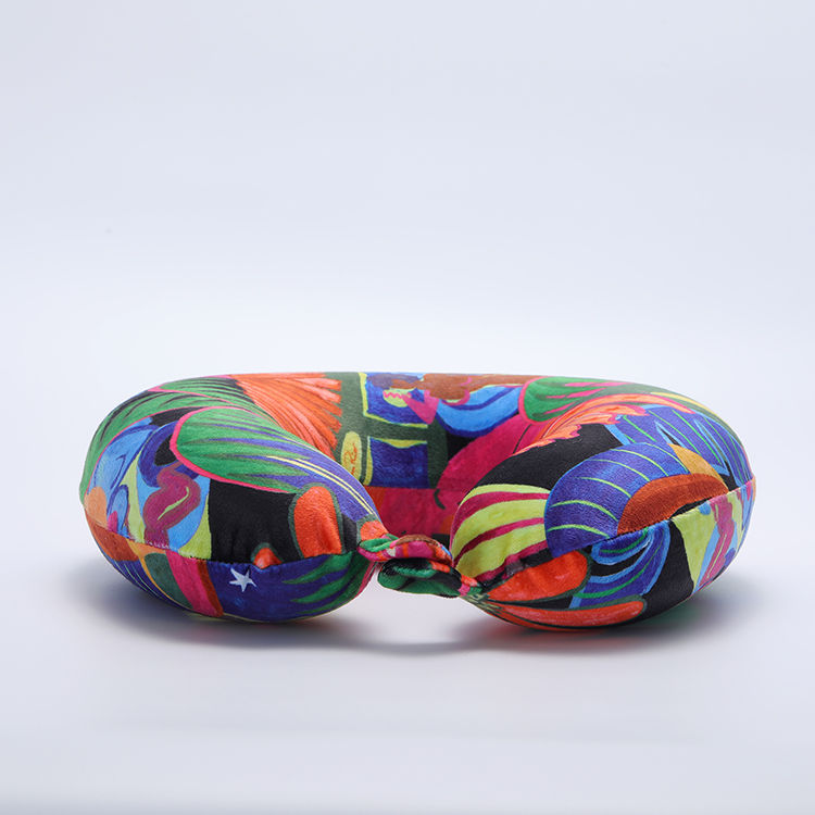 Thumbnail: 016 Comfortable neck pillow