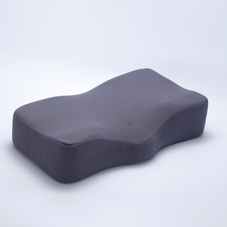 サムネイル： 018 Comfortable neck pillow