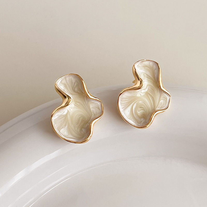 Artistic Abstract White Black Pink Color Cloud Irregular Stud Earring for Women